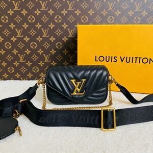 Louis Vuitton Multi Pochette Black Quilted Leather